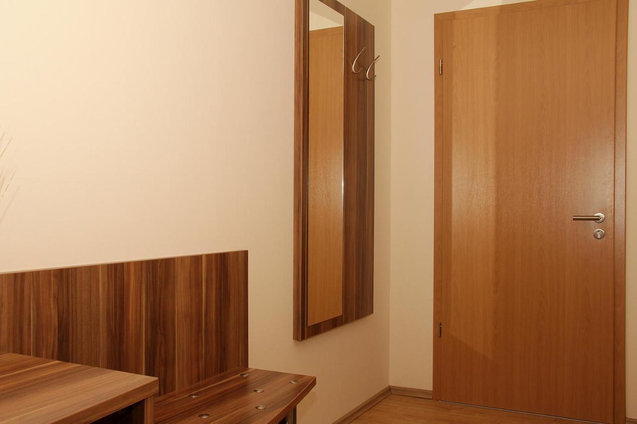 קלינגנברג אם מיין Villa Croatia & Restaurant Adria מראה חיצוני תמונה